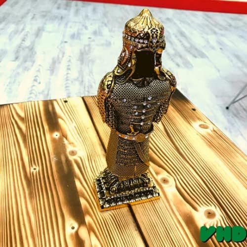 Schaustück, Figur eines bewaffneten muslimischen Kriegers, zwei Größen: 2 x 3,3 x 8,8 Zoll (klein) und 2 x 3,7 x 11,8 Zoll (groß).