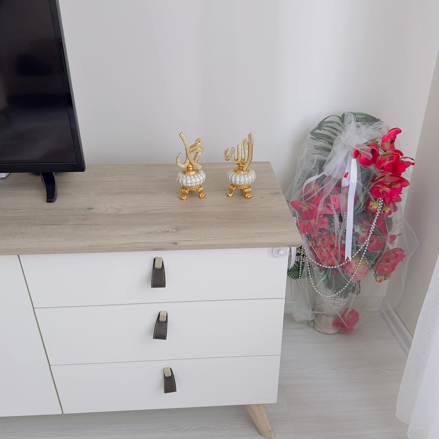 Namen von Allah und Muhammad geschriebene Figuren 2er-Set