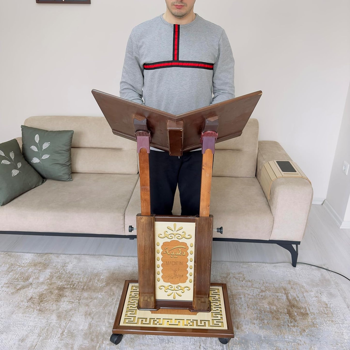 Großer verstellbarer Buchständer aus Holz