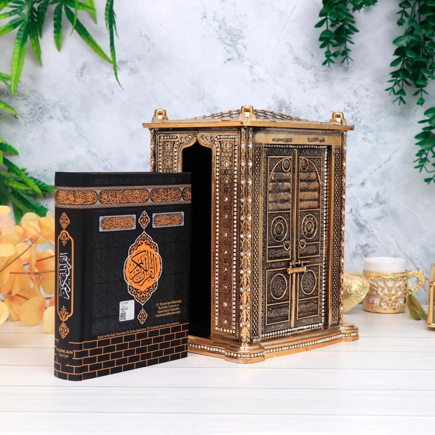 Coffret cadeau Coran avec réplique de la Kaaba