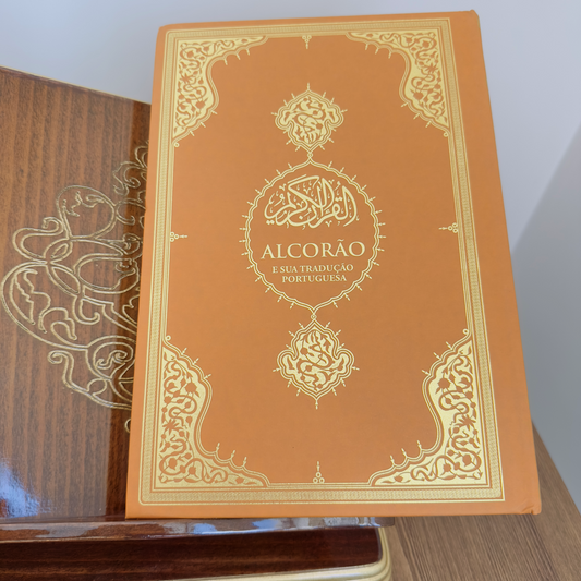 Portuguese Translation Quran: O Alcorão Sagrado Tradução Completa em Português
