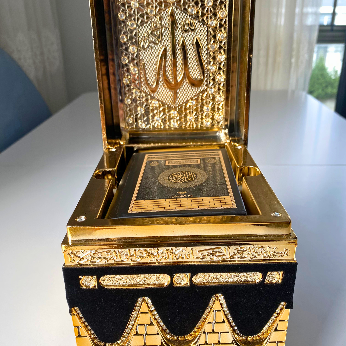 Luxury Kaaba Quran Set with Gold-Plated Mini Quran & Black Velvet Accents
